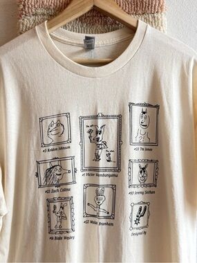 San Antonio Spurs NBA Player Graphic Ivory Crew Tee XL Basketball Coyote Drawing